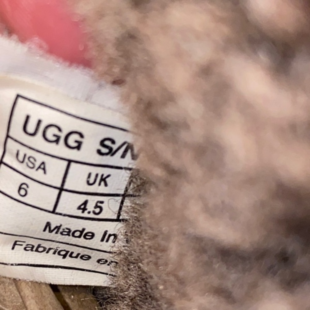 Rare!! UGG Skylah Brown Bomber Leather Faux Fur Boots Size 6 - Picture 9 of 15